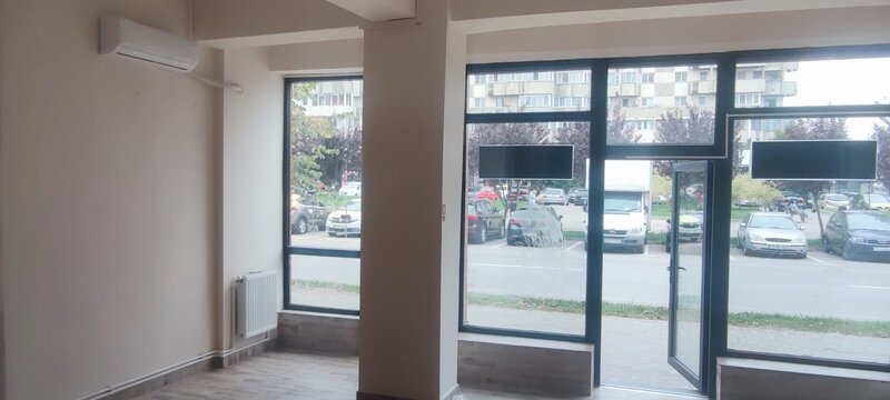 Pascani, inchiriez spatiu comercial 75 mp